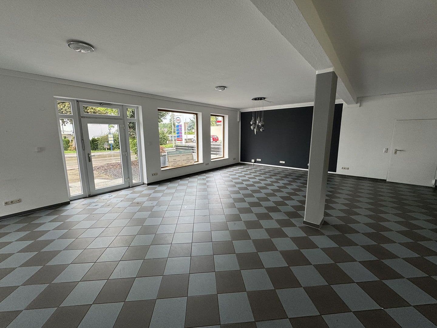 Predaj kancelárie 218 m², Augsburger Straße 14, Fischach, Bavorsko Predaj kancelárie 218 m², Augsburger Straße 14, Fischach, Bavorsko