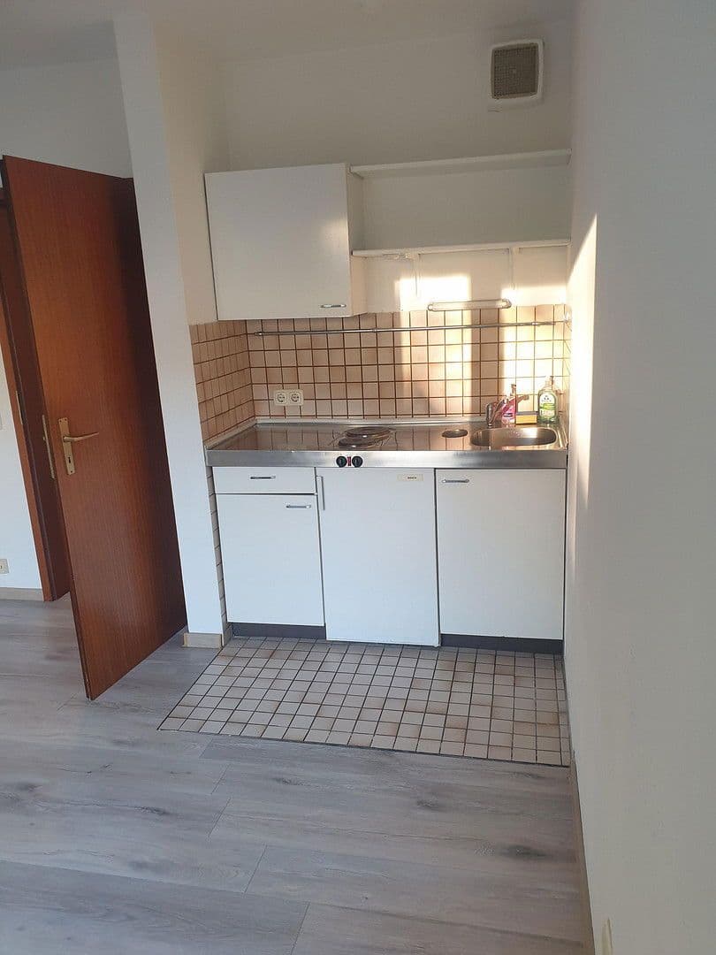Prenájom bytu 1-izbový 22 m², Alter Kirchhainer Weg 42B, Marburg, Hesensko Prenájom bytu 1-izbový 22 m², Alter Kirchhainer Weg 42B, Marburg, Hesensko