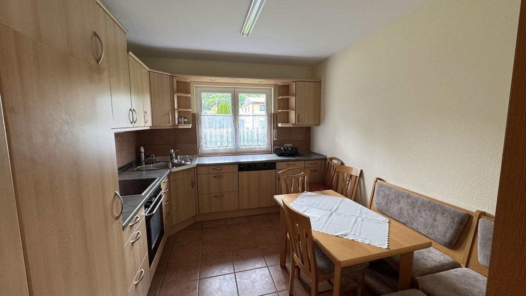 Predaj nebytového priestoru 6.330 m², Kämpfelbach, Bádensko-Wurttembersko Predaj nebytového priestoru 6.330 m², Kämpfelbach, Bádensko-Wurttembersko