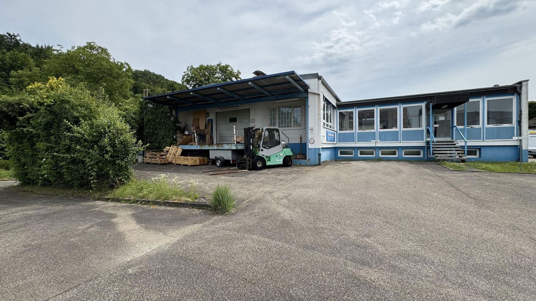 Predaj nebytového priestoru 6.330 m², Kämpfelbach, Bádensko-Wurttembersko Predaj nebytového priestoru 6.330 m², Kämpfelbach, Bádensko-Wurttembersko