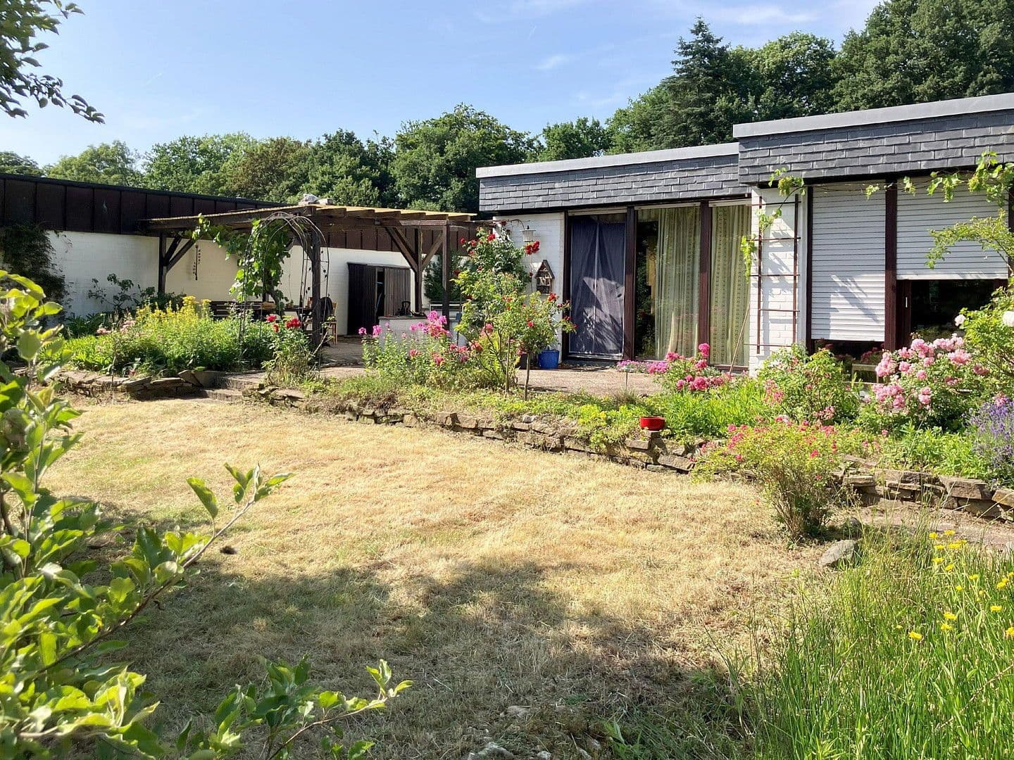 Predaj domu 232 m², pozemek 600 m², Erkrath, Severné Porýnie - Westfálsko Predaj domu 232 m², pozemek 600 m², Erkrath, Severné Porýnie - Westfálsko