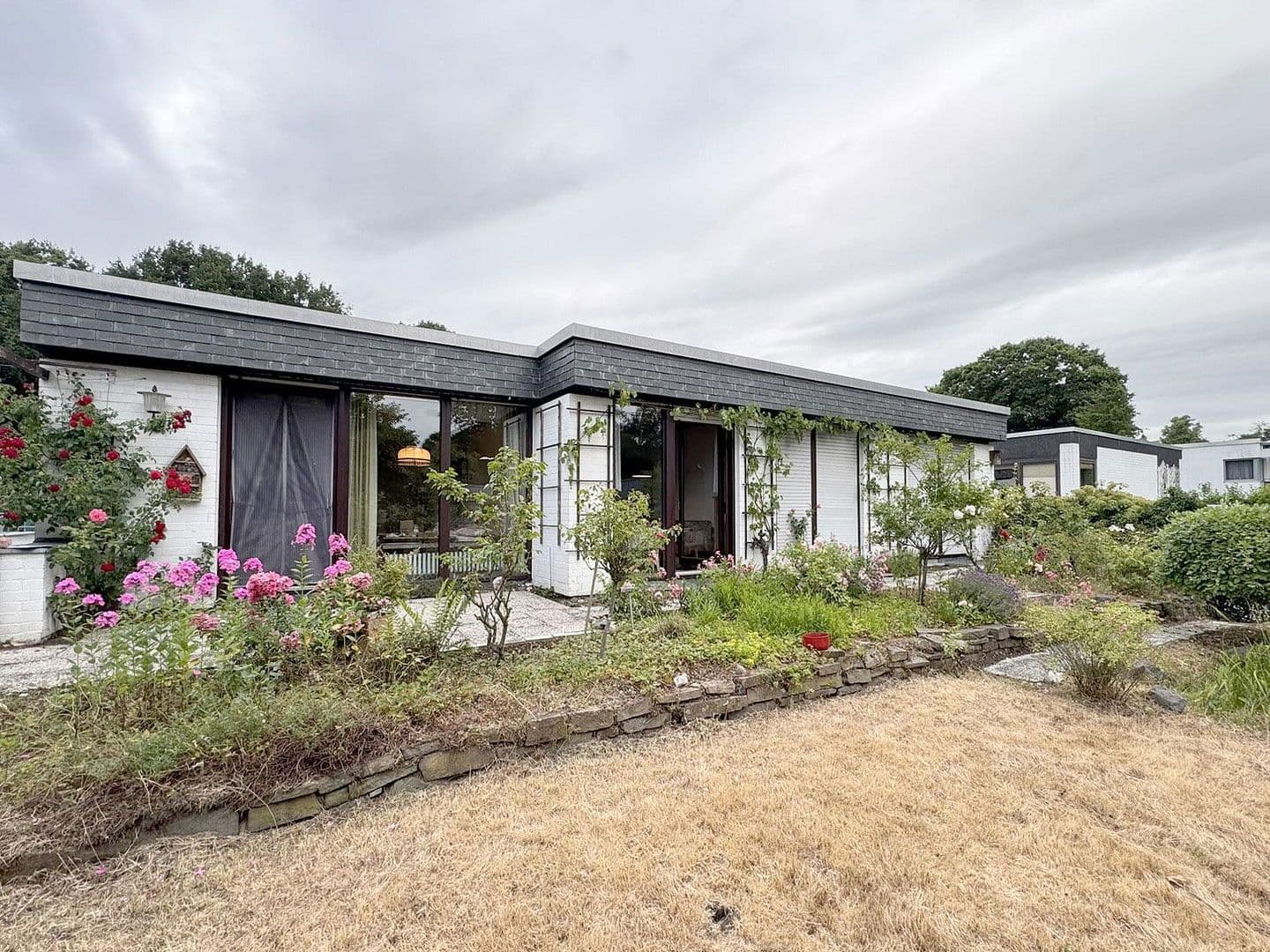 Predaj domu 232 m², pozemek 600 m², Erkrath, Severné Porýnie - Westfálsko Predaj domu 232 m², pozemek 600 m², Erkrath, Severné Porýnie - Westfálsko