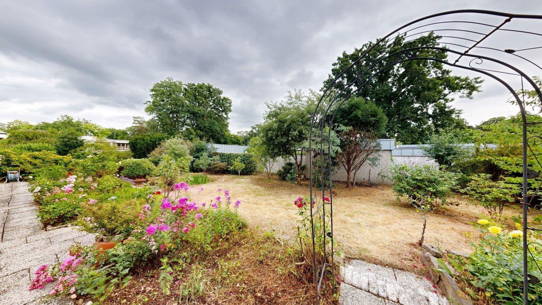 Predaj domu 232 m², pozemek 600 m², Erkrath, Severné Porýnie - Westfálsko Predaj domu 232 m², pozemek 600 m², Erkrath, Severné Porýnie - Westfálsko