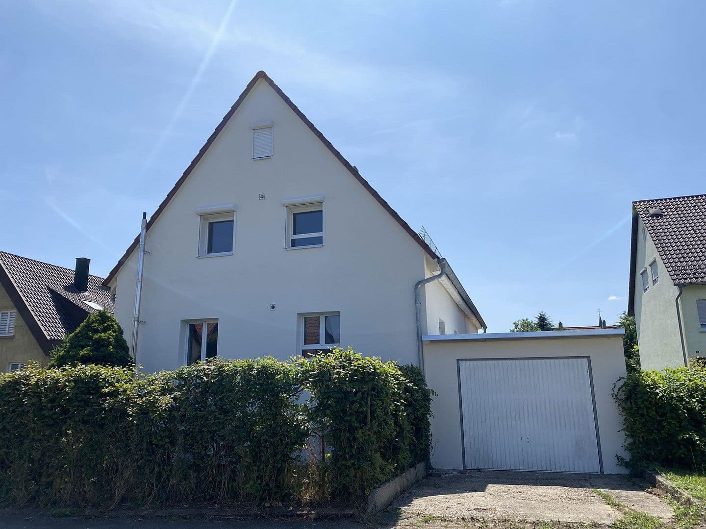 Predaj domu 237 m², pozemek 610 m², Mühlacker, Bádensko-Wurttembersko Predaj domu 237 m², pozemek 610 m², Mühlacker, Bádensko-Wurttembersko