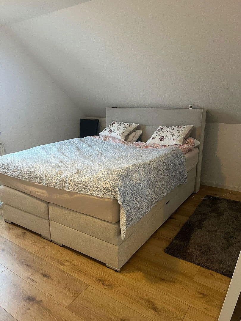 Prenájom bytu 2-izbový 50 m², Ditzingerstraße 5, Leonberg, Bádensko-Wurttembersko Prenájom bytu 2-izbový 50 m², Ditzingerstraße 5, Leonberg, Bádensko-Wurttembersko