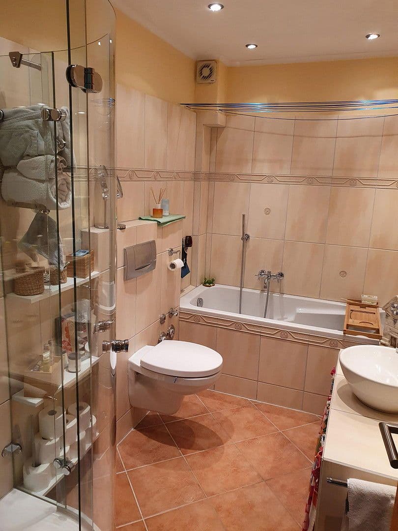 Prenájom bytu 2-izbový 72 m², Frohmestrasse 29, Hamburg, Hamburg Prenájom bytu 2-izbový 72 m², Frohmestrasse 29, Hamburg, Hamburg