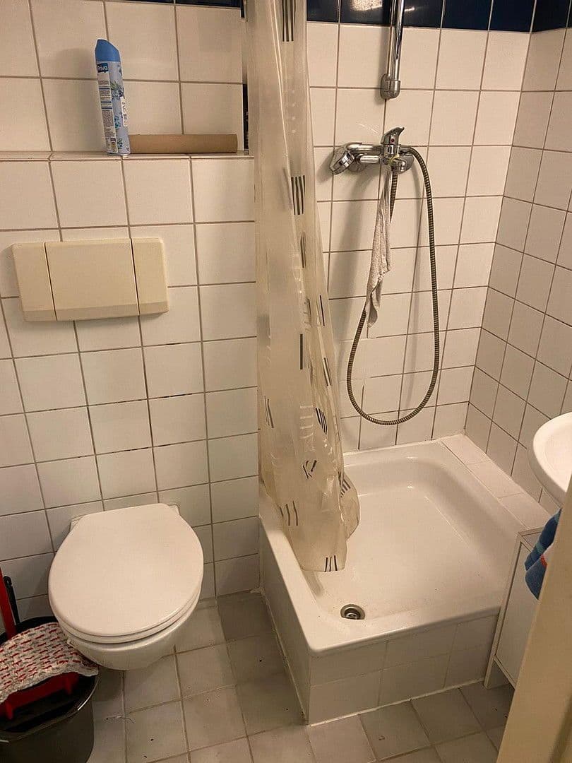 Prenájom bytu 1-izbový 26 m², Hannover, Dolné Sasko Prenájom bytu 1-izbový 26 m², Hannover, Dolné Sasko