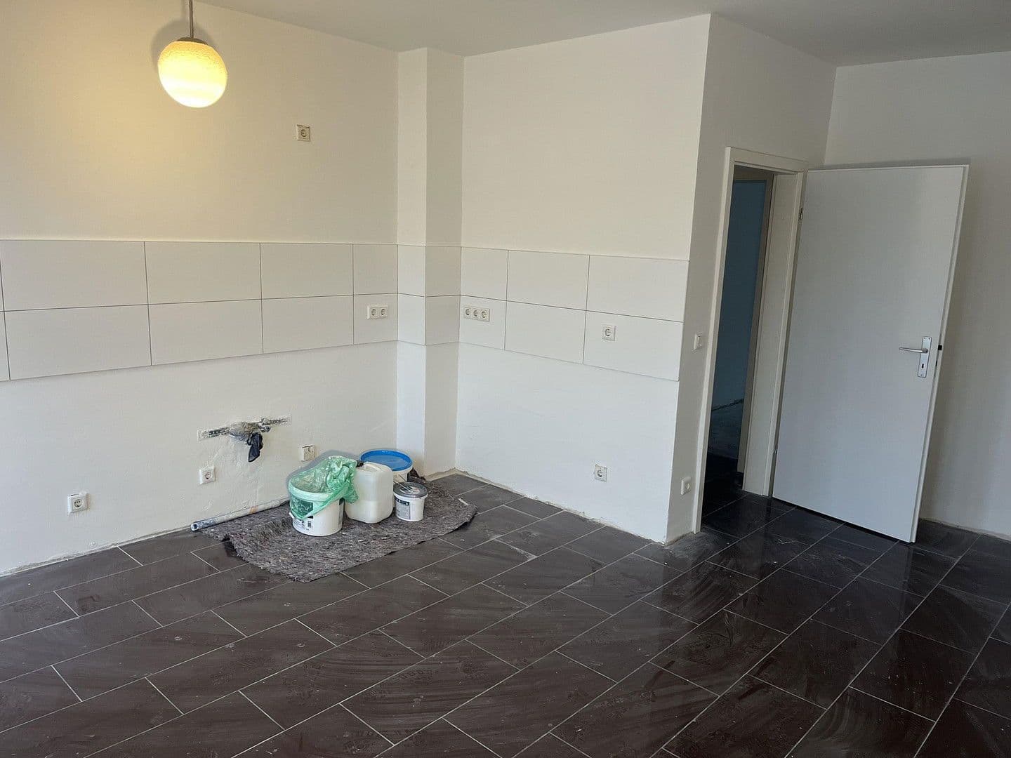 Prenájom bytu 3-izbový 92 m², St.-Anton-Str. 21, Krefeld, Severné Porýnie - Westfálsko Prenájom bytu 3-izbový 92 m², St.-Anton-Str. 21, Krefeld, Severné Porýnie - Westfálsko