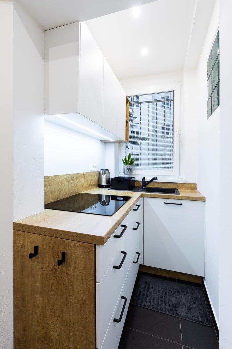 Prenájom bytu 2-izbový 43 m², Junácka, Nové Mesto, Bratislavský kraj Prenájom bytu 2-izbový 43 m², Junácka, Nové Mesto, Bratislavský kraj