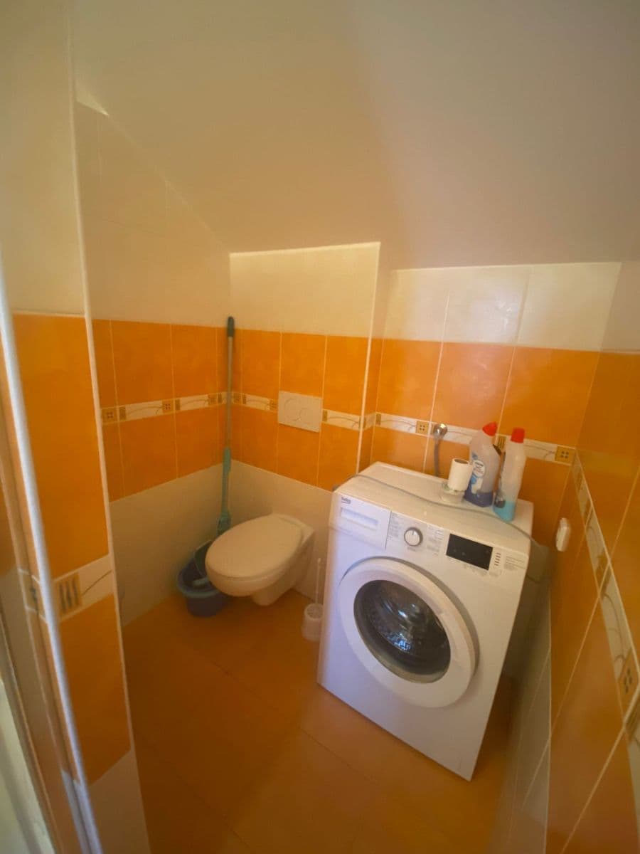 Prenájom bytu 2-izbový 50 m², Nádražní, Zbuzany, Středočeský kraj Prenájom bytu 2-izbový 50 m², Nádražní, Zbuzany, Středočeský kraj