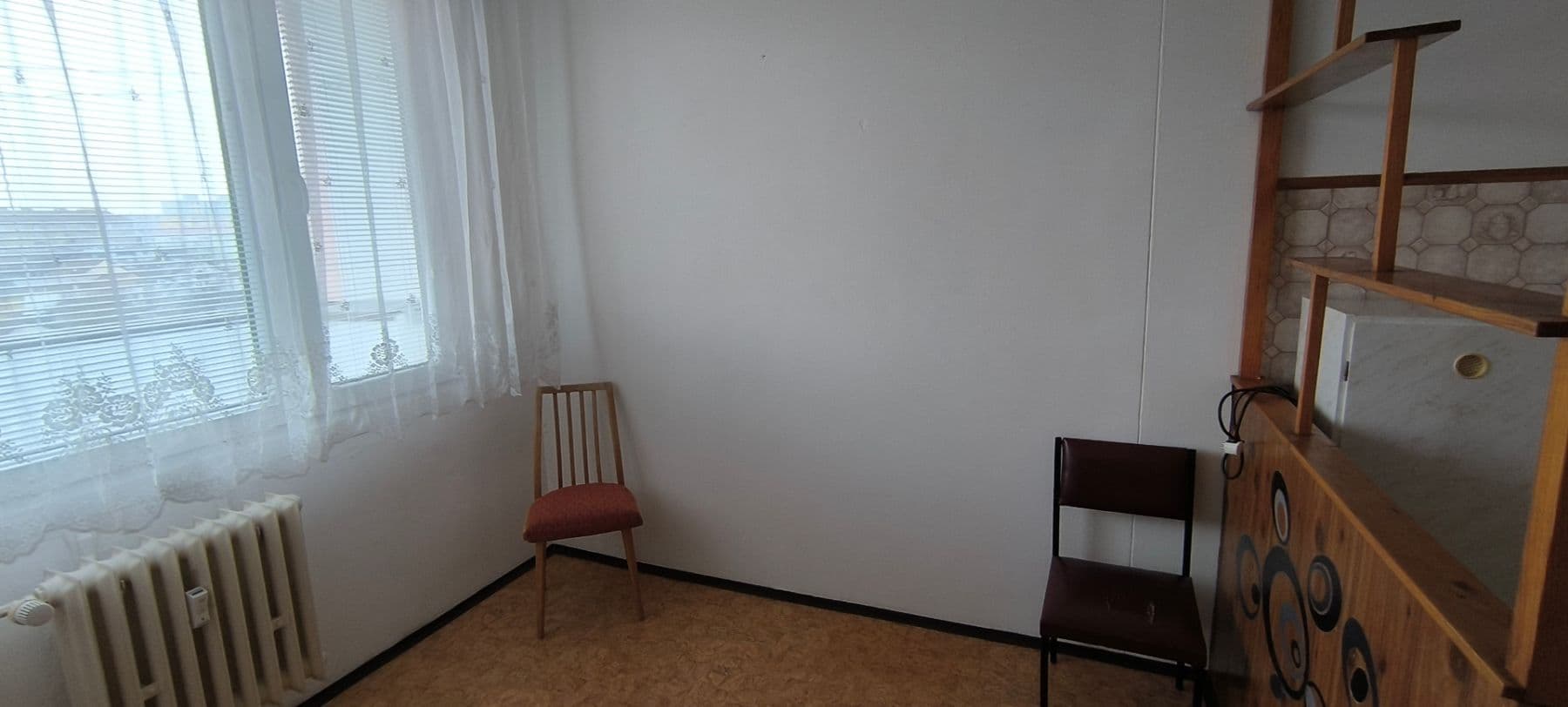 Prenájom bytu 3-izbový 82 m², nám. Republiky, Neratovice, Středočeský kraj Prenájom bytu 3-izbový 82 m², nám. Republiky, Neratovice, Středočeský kraj