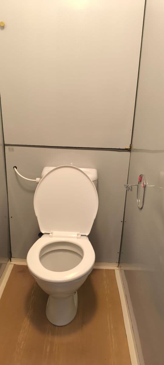 Prenájom bytu 3-izbový 82 m², nám. Republiky, Neratovice, Středočeský kraj Prenájom bytu 3-izbový 82 m², nám. Republiky, Neratovice, Středočeský kraj