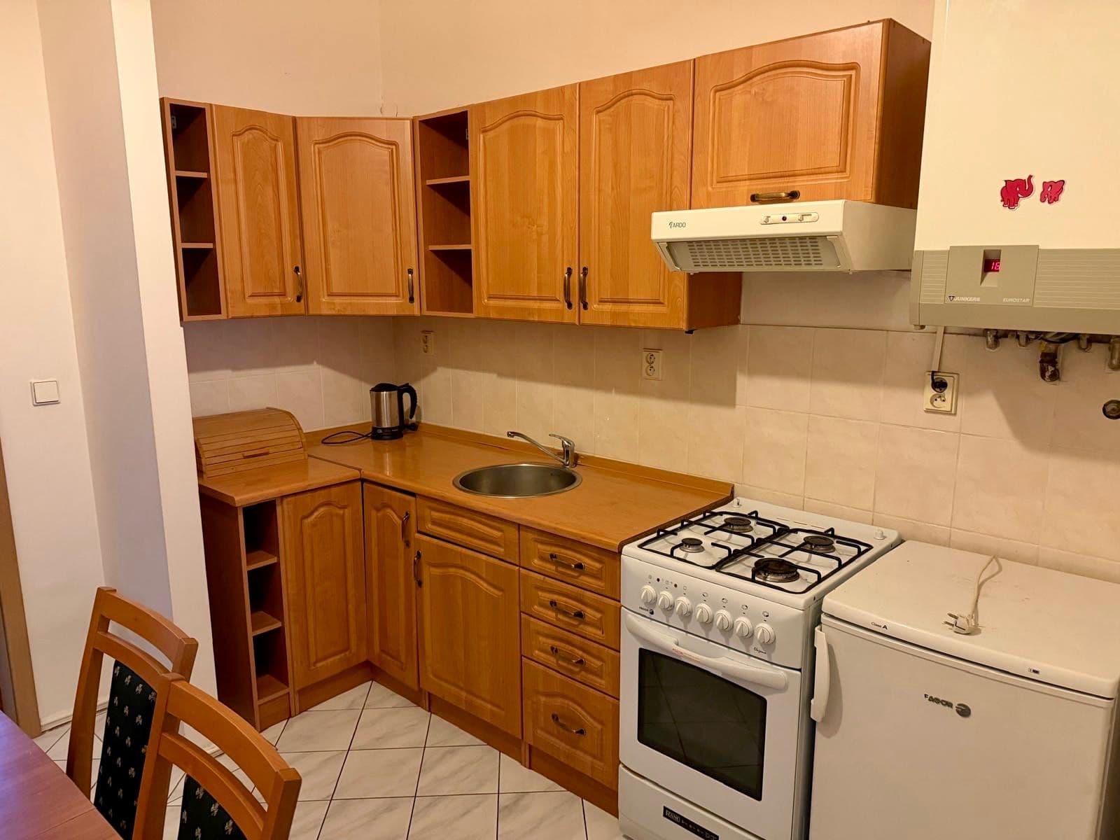 Prenájom bytu 1-izbový 42 m², Záhřebská, Praha, Praha Prenájom bytu 1-izbový 42 m², Záhřebská, Praha, Praha