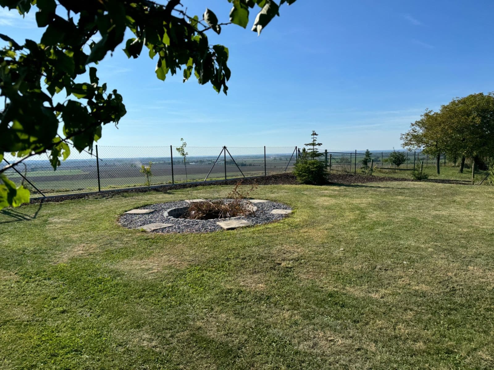 Predaj domu 185 m², pozemek 2.075 m², Vlkov pod Oškobrhem, Středočeský kraj Predaj domu 185 m², pozemek 2.075 m², Vlkov pod Oškobrhem, Středočeský kraj