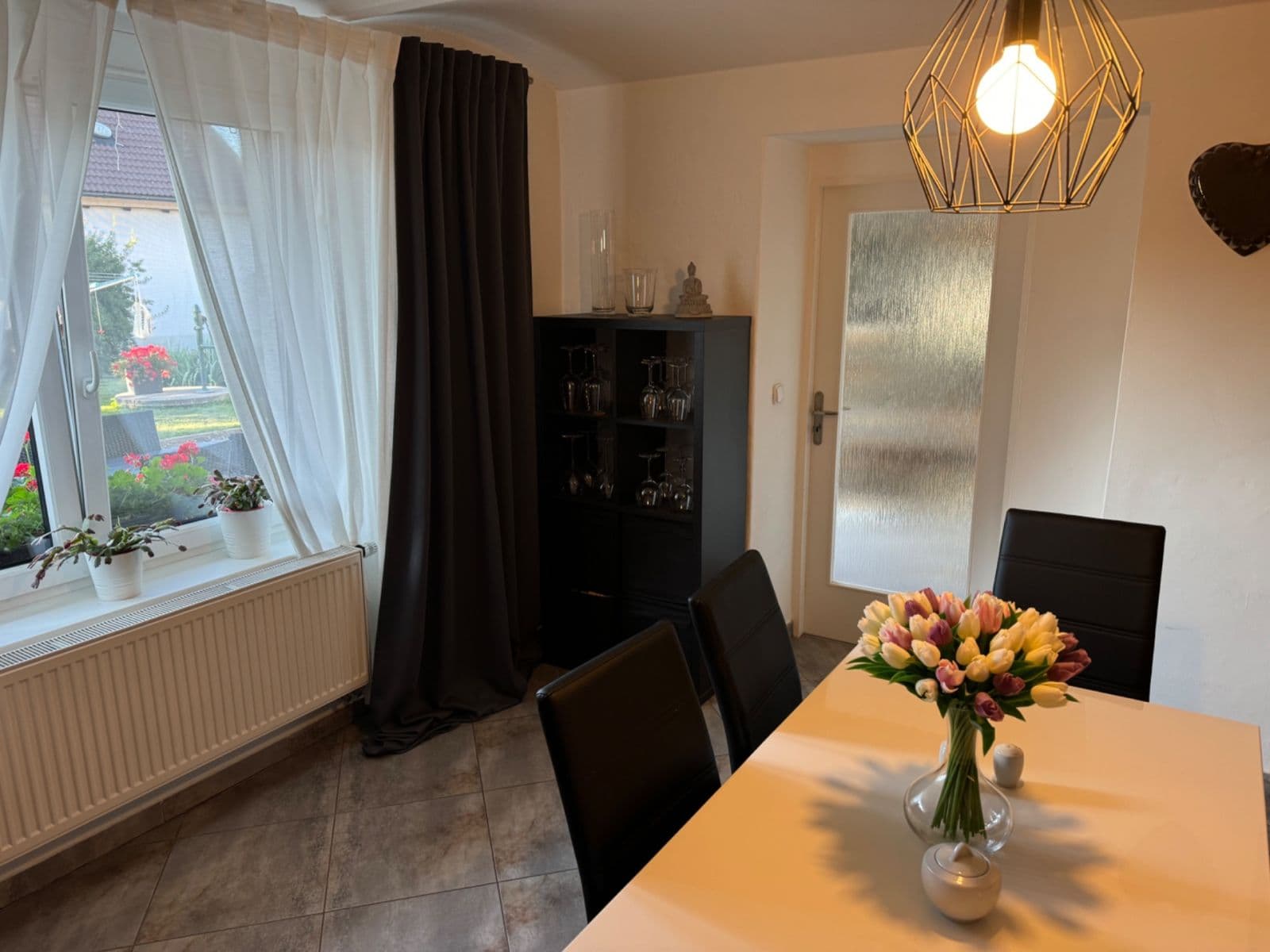 Predaj domu 185 m², pozemek 2.075 m², Vlkov pod Oškobrhem, Středočeský kraj Predaj domu 185 m², pozemek 2.075 m², Vlkov pod Oškobrhem, Středočeský kraj