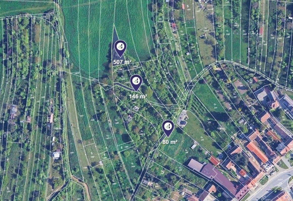 Predaj pozemku 3.955 m², Pozořice, Jihomoravský kraj Predaj pozemku 3.955 m², Pozořice, Jihomoravský kraj