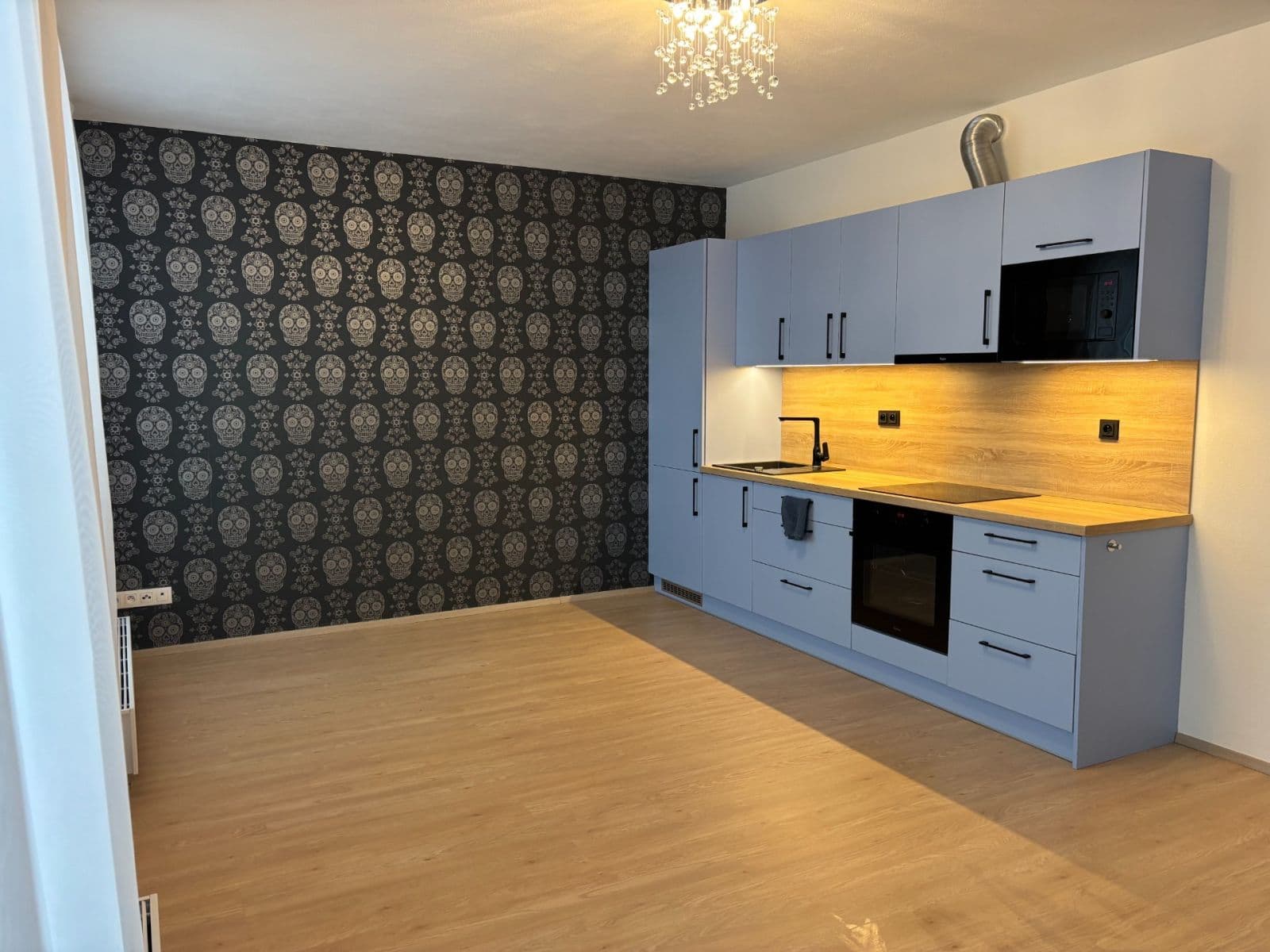 Prenájom bytu 1-izbový 34 m², Ovesná, Hostivice, Středočeský kraj Prenájom bytu 1-izbový 34 m², Ovesná, Hostivice, Středočeský kraj