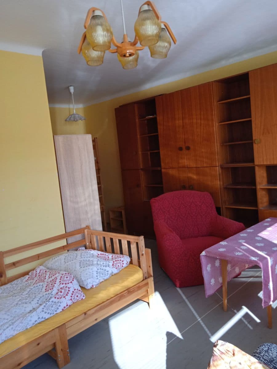 Prenájom domu 150 m², pozemek 100 m², Osvračín, Plzeňský kraj Prenájom domu 150 m², pozemek 100 m², Osvračín, Plzeňský kraj