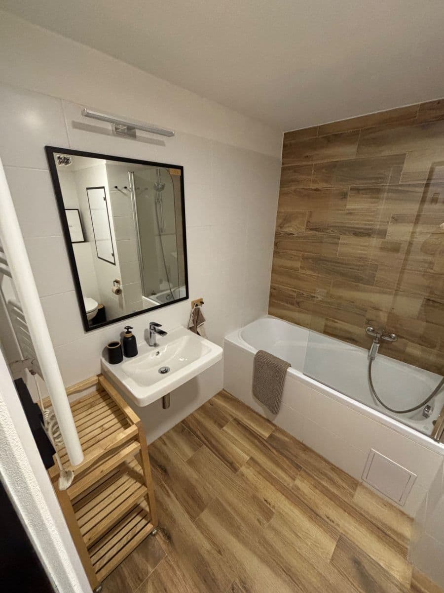 Prenájom bytu 1-izbový 43 m², Gregorova, Nový Jičín, Moravskoslezský kraj Prenájom bytu 1-izbový 43 m², Gregorova, Nový Jičín, Moravskoslezský kraj