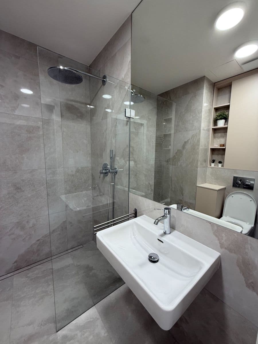 Prenájom bytu 2-izbový 45 m², Vinohradská, Praha, Praha Prenájom bytu 2-izbový 45 m², Vinohradská, Praha, Praha