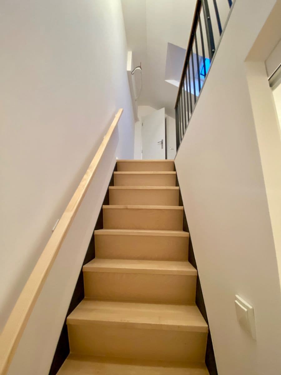 Prenájom bytu 3-izbový 81 m², Kubelíkova, Praha, Praha Prenájom bytu 3-izbový 81 m², Kubelíkova, Praha, Praha