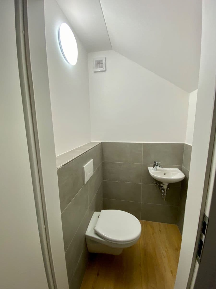 Prenájom bytu 3-izbový 81 m², Kubelíkova, Praha, Praha Prenájom bytu 3-izbový 81 m², Kubelíkova, Praha, Praha