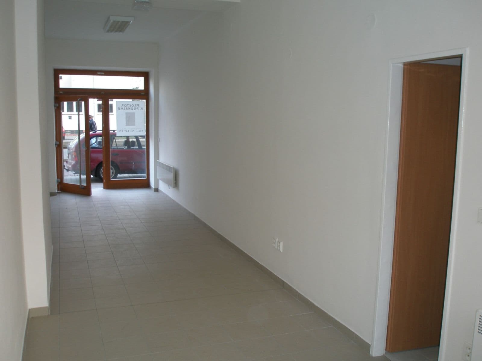 Prenájom nebytového priestoru 25 m², Renneská třída, Brno, Jihomoravský kraj Prenájom nebytového priestoru 25 m², Renneská třída, Brno, Jihomoravský kraj