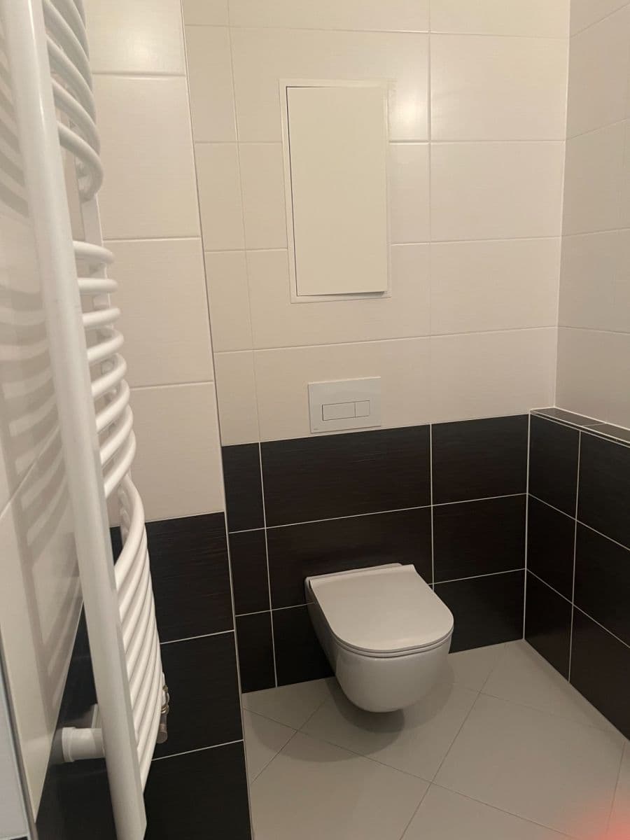 Prenájom bytu 2-izbový 45 m², Honzíkova, Praha, Praha Prenájom bytu 2-izbový 45 m², Honzíkova, Praha, Praha