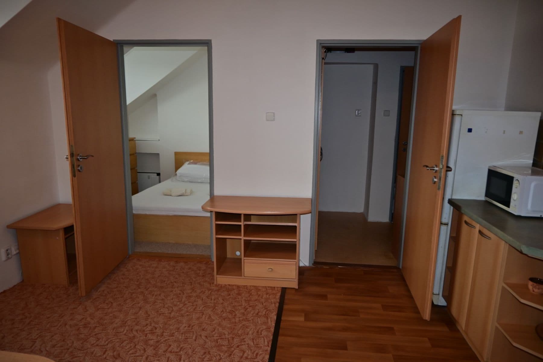 Prenájom bytu 2-izbový 32 m², Pod Strojírnami, Praha, Praha Prenájom bytu 2-izbový 32 m², Pod Strojírnami, Praha, Praha
