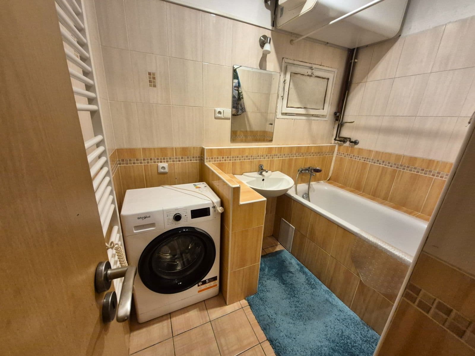 Prenájom bytu 2-izbový 32 m², Pod Strojírnami, Praha, Praha Prenájom bytu 2-izbový 32 m², Pod Strojírnami, Praha, Praha