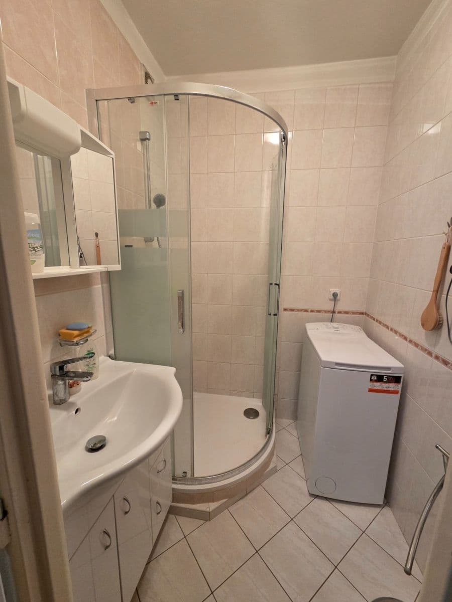 Predaj bytu 4-izbový 69 m², Jasmínová, Ostrava, Moravskoslezský kraj Predaj bytu 4-izbový 69 m², Jasmínová, Ostrava, Moravskoslezský kraj