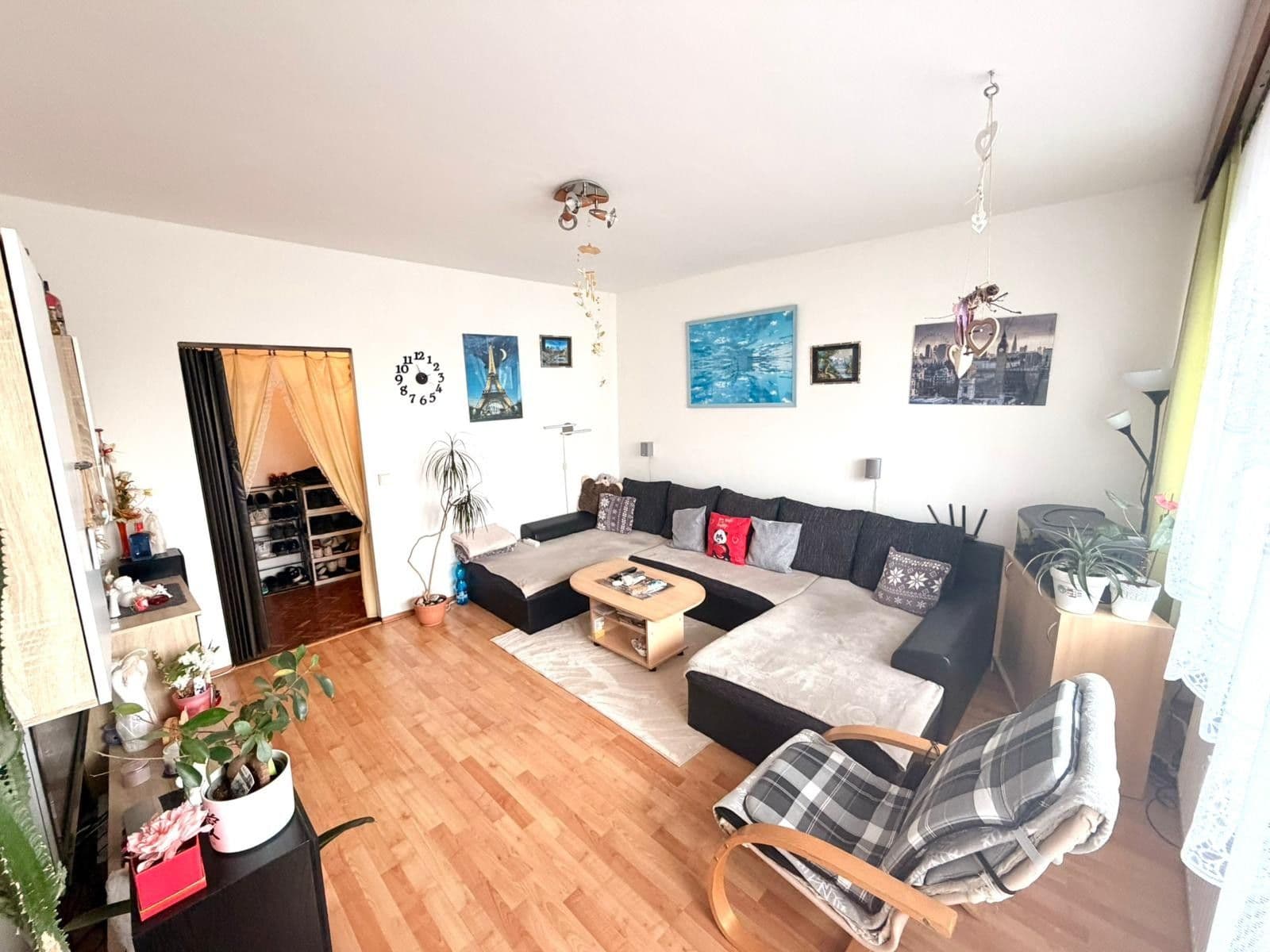 Predaj bytu 3-izbový 77 m², Jana Čapka, Frýdek-Místek, Moravskoslezský kraj Predaj bytu 3-izbový 77 m², Jana Čapka, Frýdek-Místek, Moravskoslezský kraj