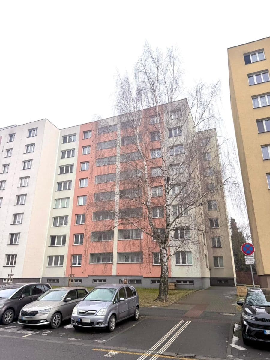 Predaj bytu 3-izbový 77 m², Jana Čapka, Frýdek-Místek, Moravskoslezský kraj Predaj bytu 3-izbový 77 m², Jana Čapka, Frýdek-Místek, Moravskoslezský kraj