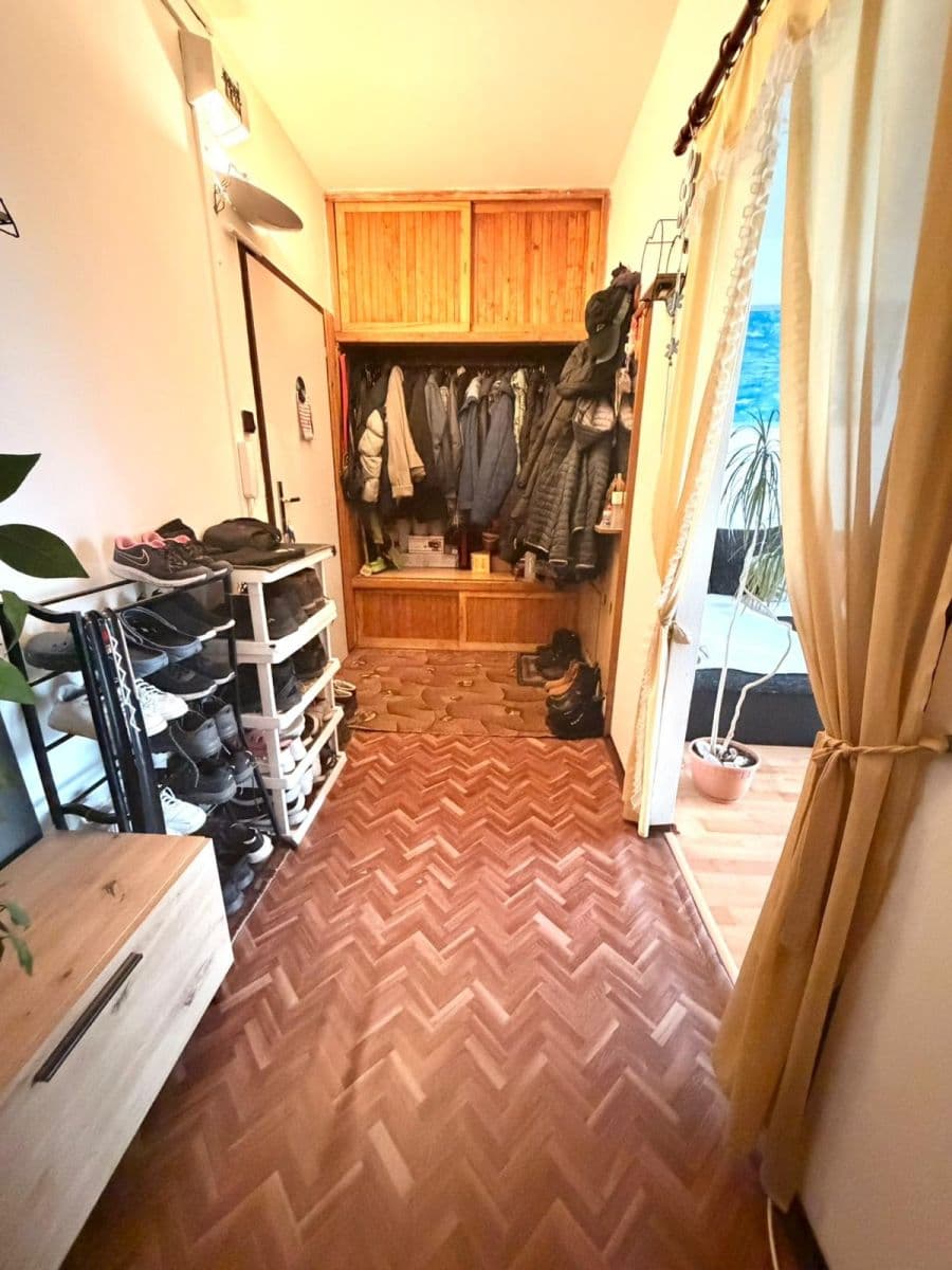 Predaj bytu 3-izbový 77 m², Jana Čapka, Frýdek-Místek, Moravskoslezský kraj Predaj bytu 3-izbový 77 m², Jana Čapka, Frýdek-Místek, Moravskoslezský kraj