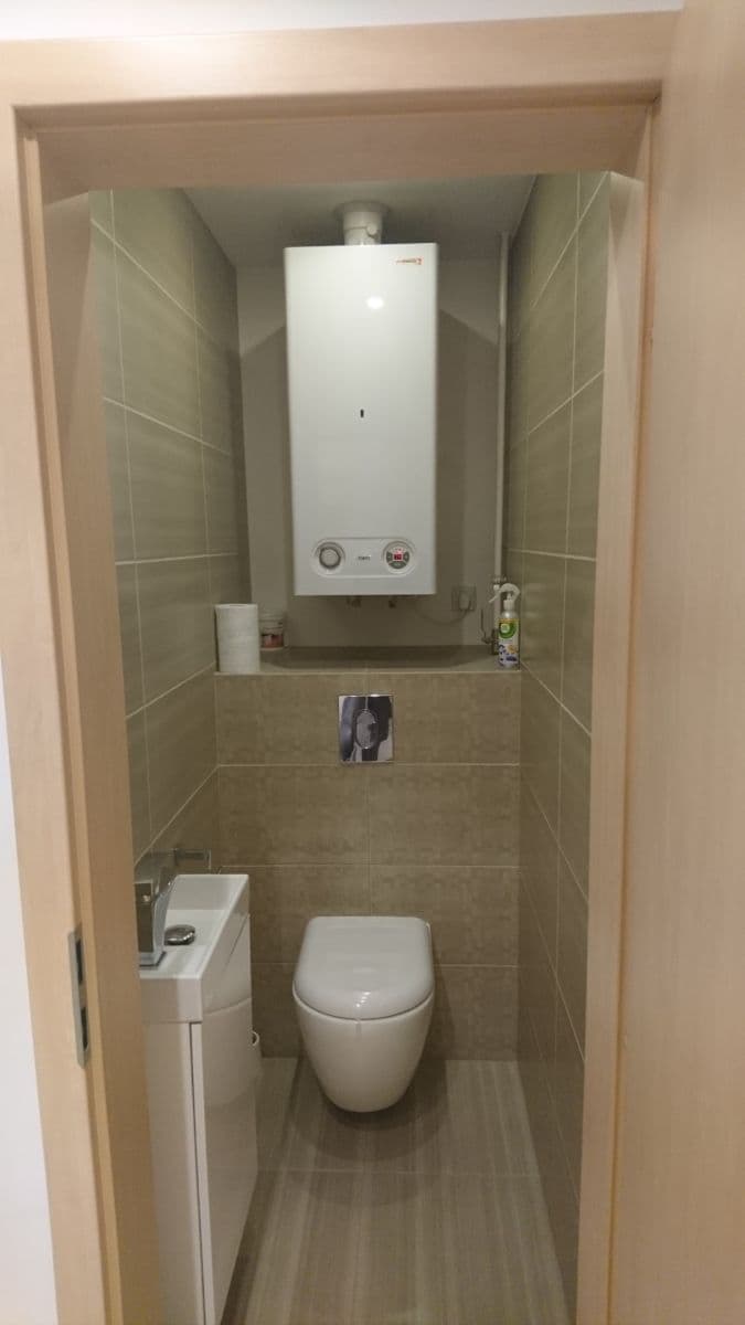 Prenájom bytu 3-izbový 66 m², Banšelova, Ružinov, Bratislavský kraj Prenájom bytu 3-izbový 66 m², Banšelova, Ružinov, Bratislavský kraj