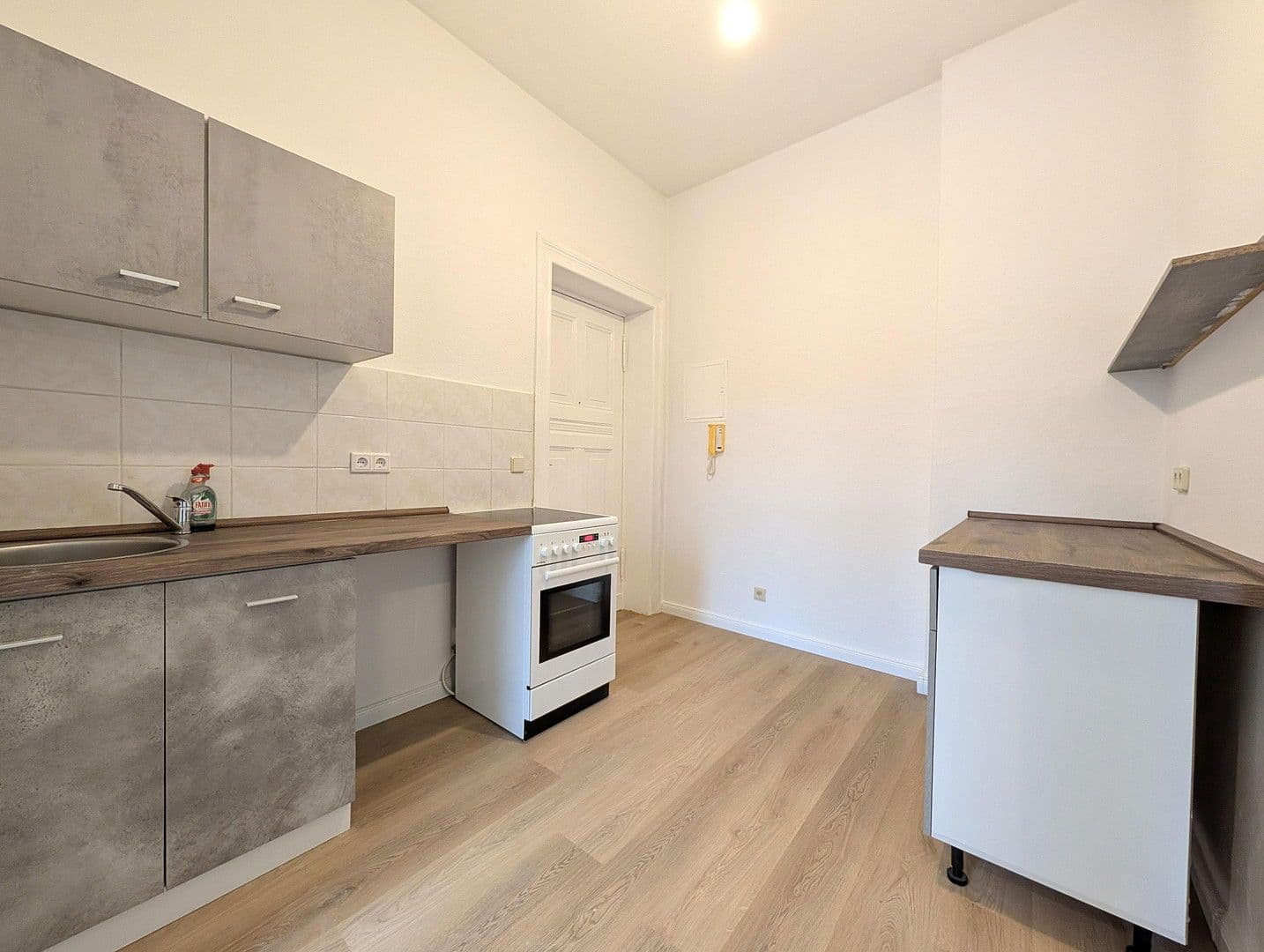 Prenájom bytu 1-izbový 33 m², Fürstenwalde/Spree, Brandenbursko Prenájom bytu 1-izbový 33 m², Fürstenwalde/Spree, Brandenbursko