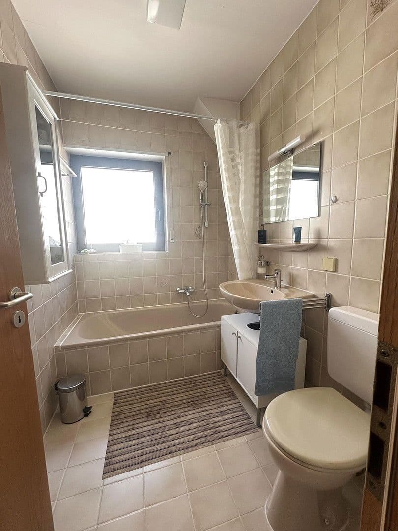 Prenájom bytu 2-izbový 59 m², Kaiserslautern, Porýnie-Falcko Prenájom bytu 2-izbový 59 m², Kaiserslautern, Porýnie-Falcko