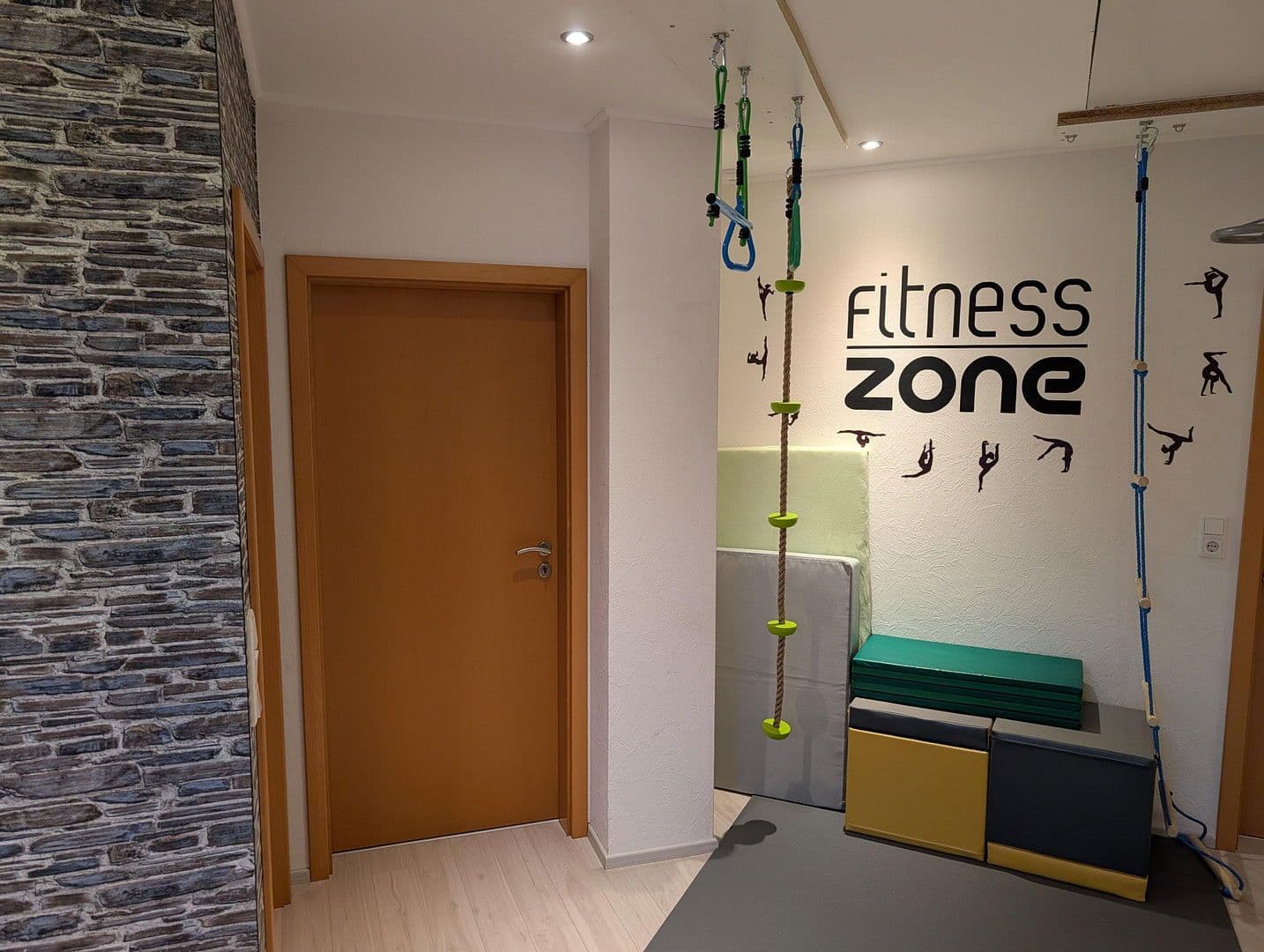 Predaj domu 205 m², pozemek 1.050 m², Am Wildbach 7, Wiesmoor, Dolné Sasko Predaj domu 205 m², pozemek 1.050 m², Am Wildbach 7, Wiesmoor, Dolné Sasko