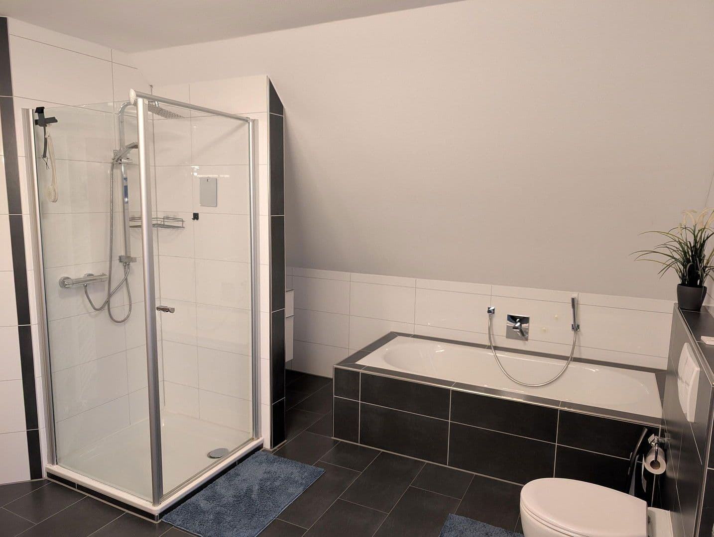 Predaj domu 205 m², pozemek 1.050 m², Am Wildbach 7, Wiesmoor, Dolné Sasko Predaj domu 205 m², pozemek 1.050 m², Am Wildbach 7, Wiesmoor, Dolné Sasko