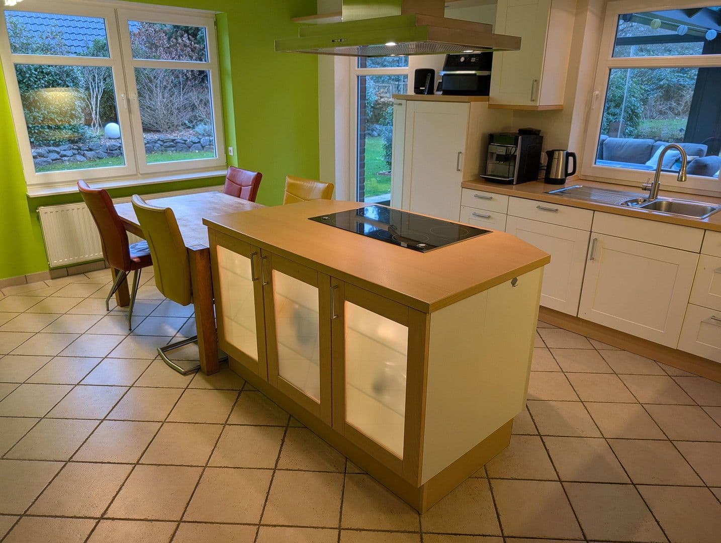 Predaj domu 205 m², pozemek 1.050 m², Am Wildbach 7, Wiesmoor, Dolné Sasko Predaj domu 205 m², pozemek 1.050 m², Am Wildbach 7, Wiesmoor, Dolné Sasko