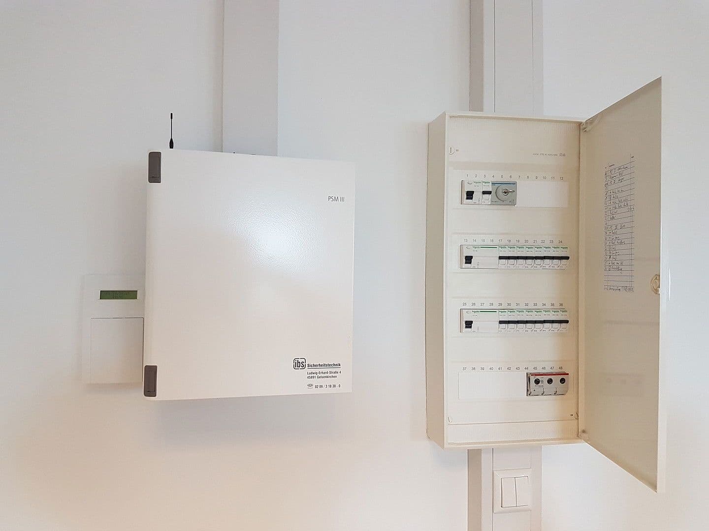 Prenájom nebytového priestoru 1.000 m², Münchener Straße 73, Essen, Severné Porýnie - Westfálsko Prenájom nebytového priestoru 1.000 m², Münchener Straße 73, Essen, Severné Porýnie - Westfálsko