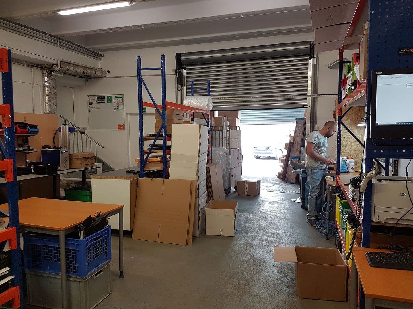 Prenájom nebytového priestoru 1.000 m², Münchener Straße 73, Essen, Severné Porýnie - Westfálsko Prenájom nebytového priestoru 1.000 m², Münchener Straße 73, Essen, Severné Porýnie - Westfálsko