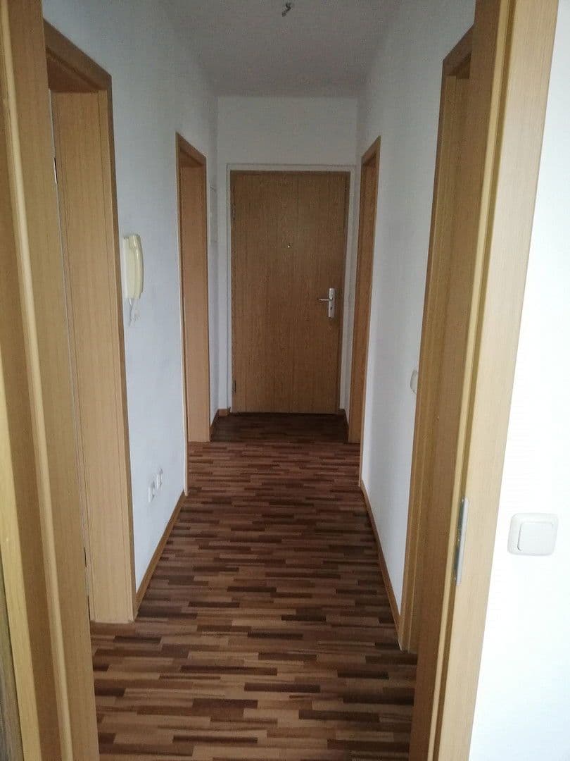 Prenájom bytu 3-izbový 58 m², Talstraße 34, Weischlitz, Sasko Prenájom bytu 3-izbový 58 m², Talstraße 34, Weischlitz, Sasko