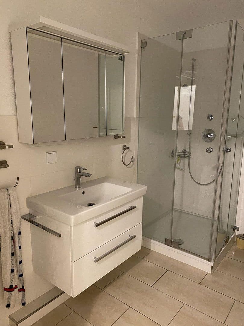 Prenájom bytu 3-izbový 89 m², Kimbernstraße, Hamburg, Hamburg Prenájom bytu 3-izbový 89 m², Kimbernstraße, Hamburg, Hamburg