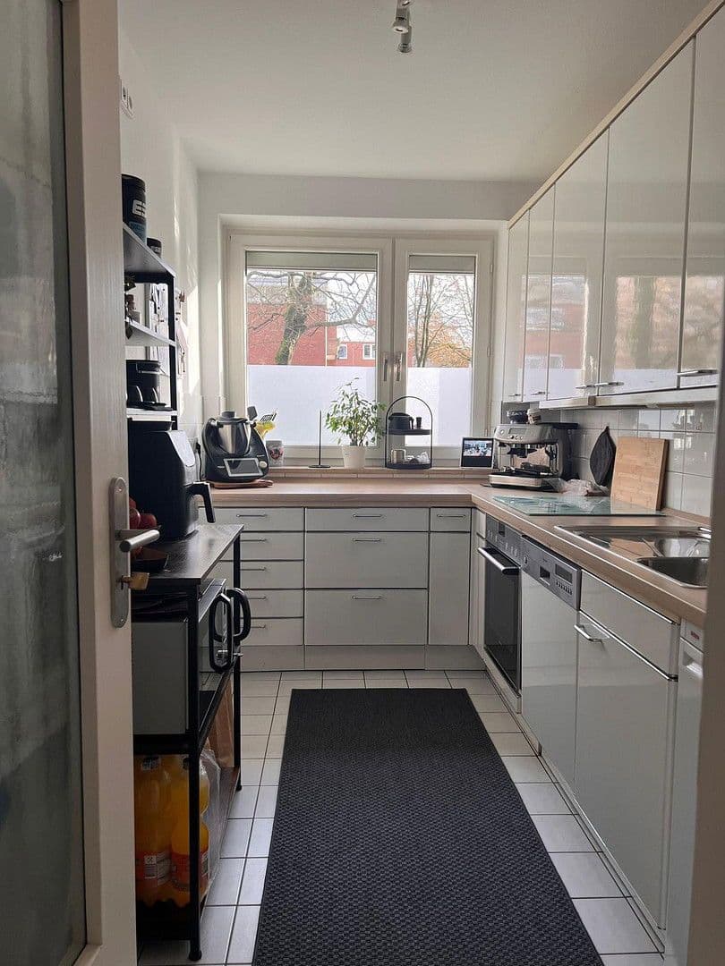 Prenájom bytu 3-izbový 89 m², Kimbernstraße, Hamburg, Hamburg Prenájom bytu 3-izbový 89 m², Kimbernstraße, Hamburg, Hamburg