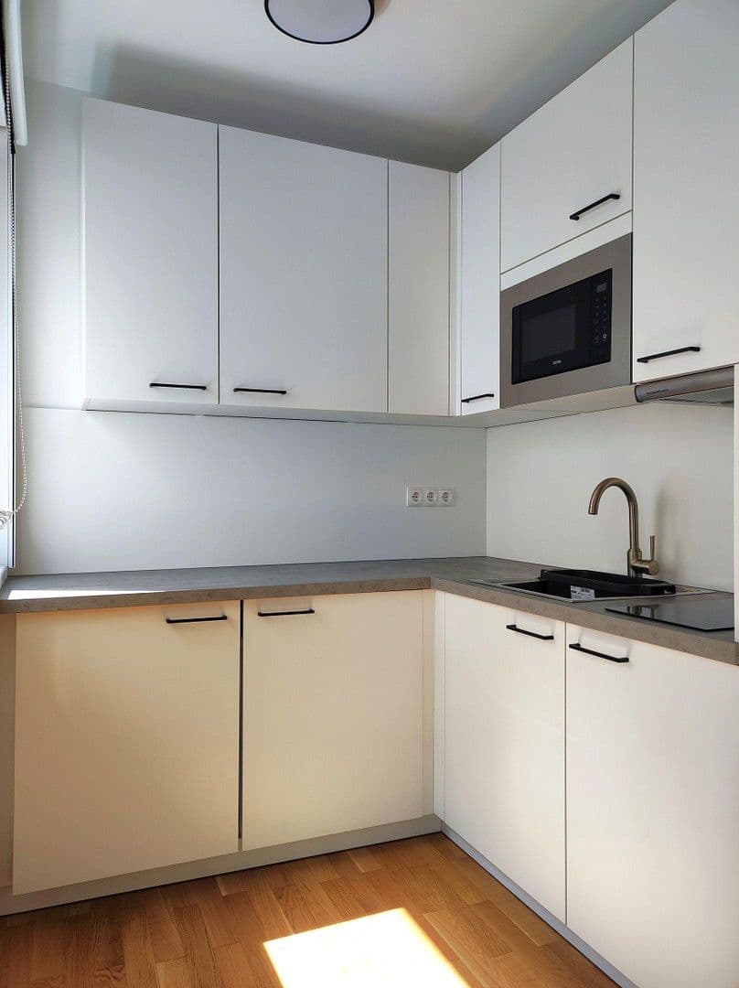 Prenájom bytu 1-izbový 20 m², Rubensstr. 54, Berlin - Schöneberg, Berlín Prenájom bytu 1-izbový 20 m², Rubensstr. 54, Berlin - Schöneberg, Berlín