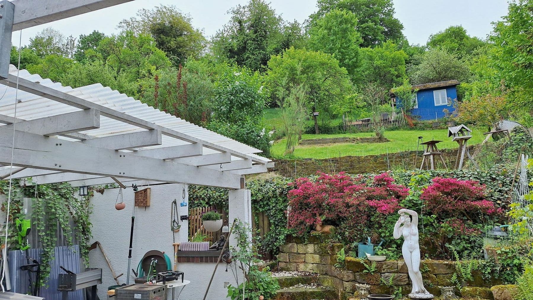 Predaj domu 210 m², pozemek 1.472 m², Schwärzlocher Str. 63, Tübingen, Bádensko-Wurttembersko Predaj domu 210 m², pozemek 1.472 m², Schwärzlocher Str. 63, Tübingen, Bádensko-Wurttembersko