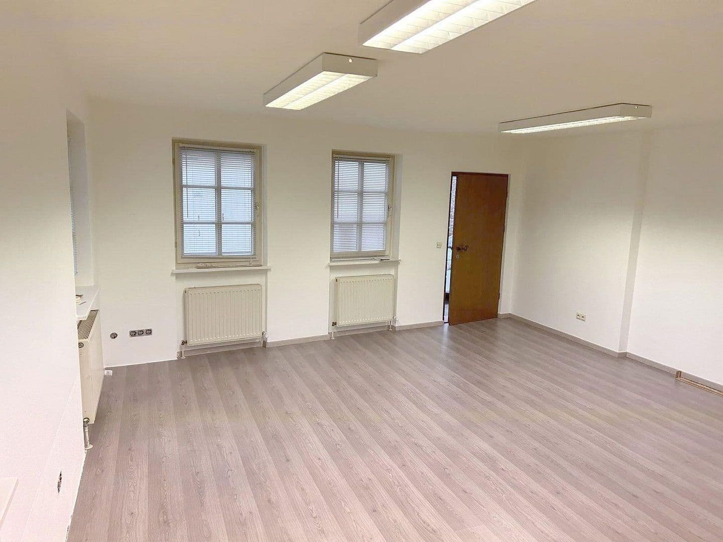Prenájom bytu 1-izbový 38 m², Bad Wimpfen, Bádensko-Wurttembersko Prenájom bytu 1-izbový 38 m², Bad Wimpfen, Bádensko-Wurttembersko