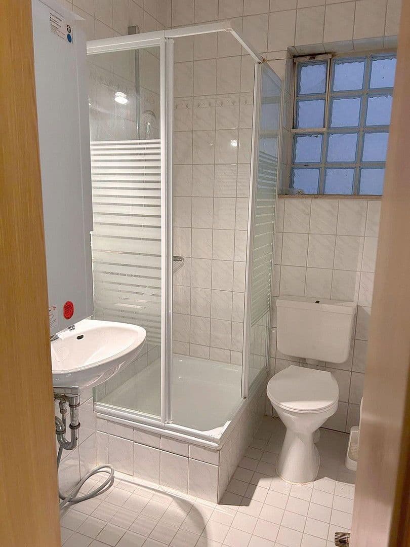 Prenájom bytu 1-izbový 38 m², Bad Wimpfen, Bádensko-Wurttembersko Prenájom bytu 1-izbový 38 m², Bad Wimpfen, Bádensko-Wurttembersko