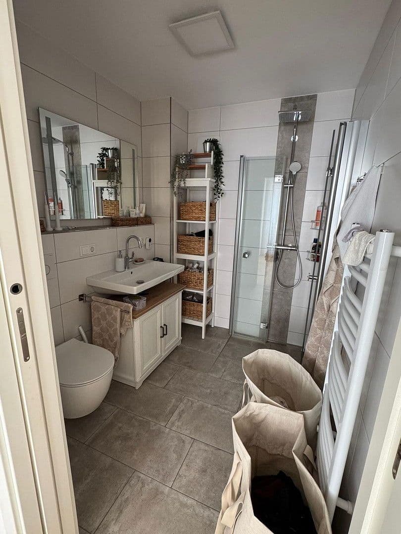 Prenájom bytu 4-izbový 90 m², Leienfelsstr. 2b, 81243, München, München, Bavorsko Prenájom bytu 4-izbový 90 m², Leienfelsstr. 2b, 81243, München, München, Bavorsko